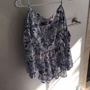 Alrar’d state cold shoulder romper.